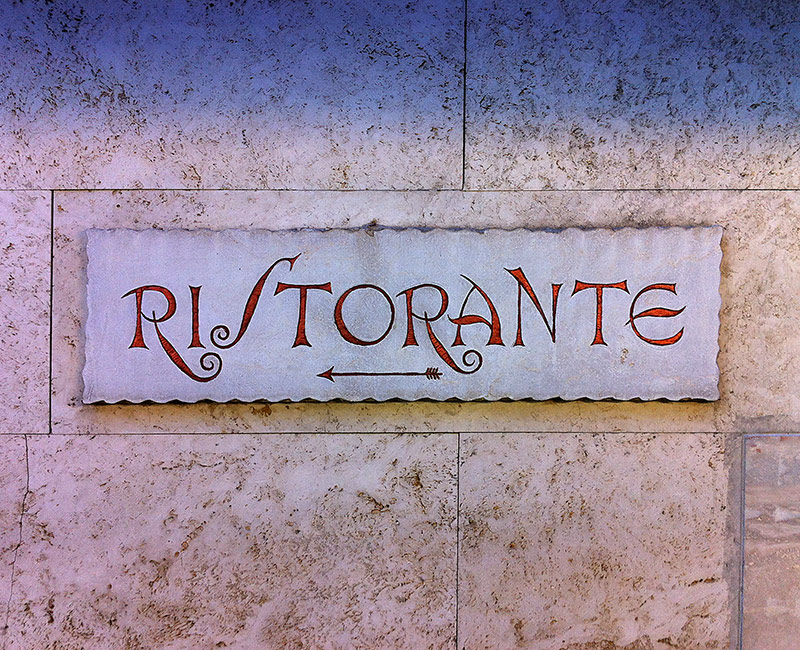 “Type About the City”; Tony Adamic speaks at University of Architecture in Split